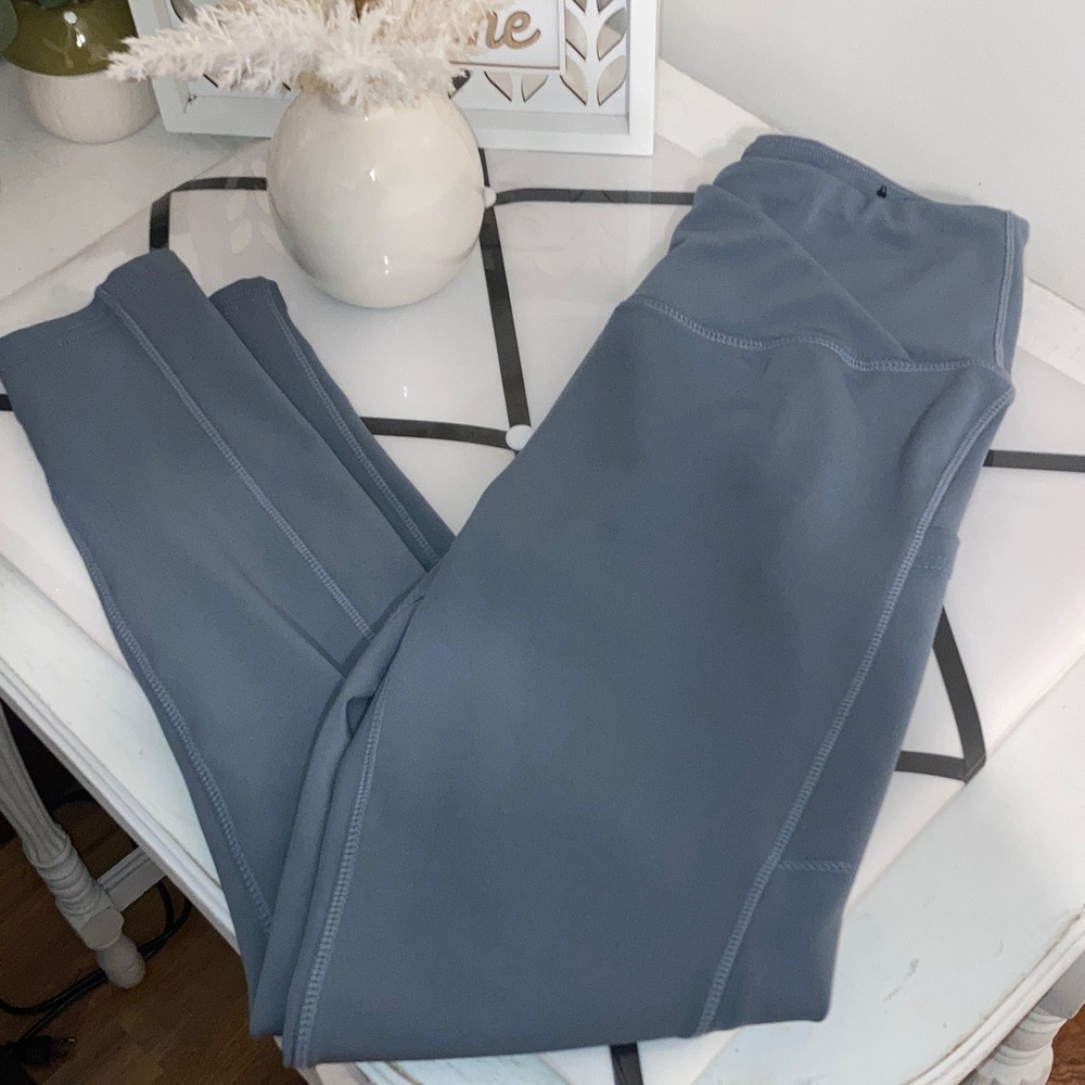 JGX Performance Bluish Gray Leggings. Worn maybe 2x. Says Sz Sm more a Medium